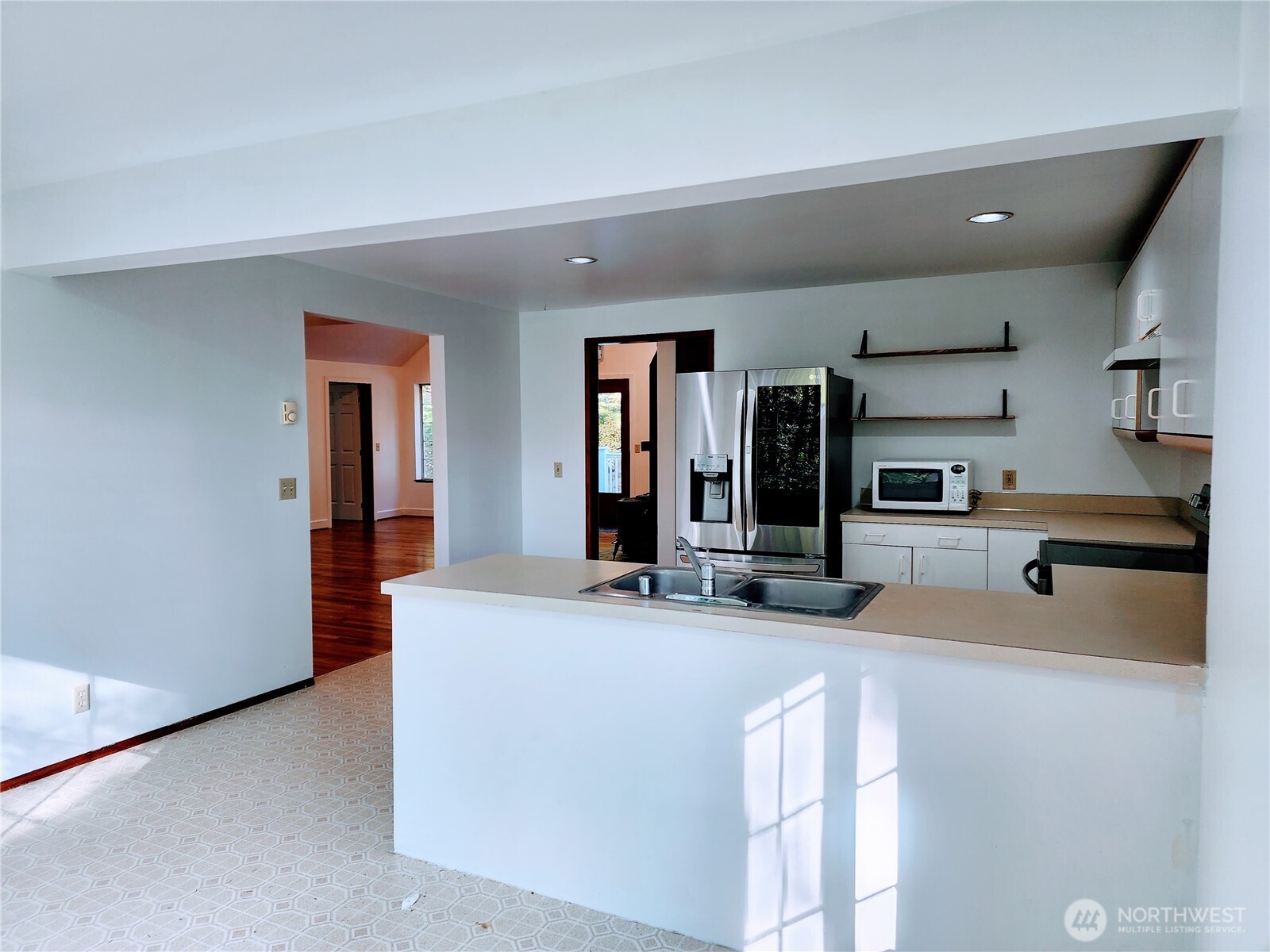 8542 Battle Point Drive Property Photo 7
