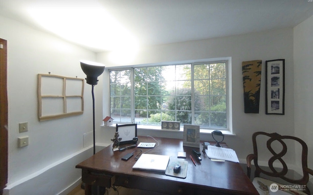 8542 Battle Point Drive Property Photo 9