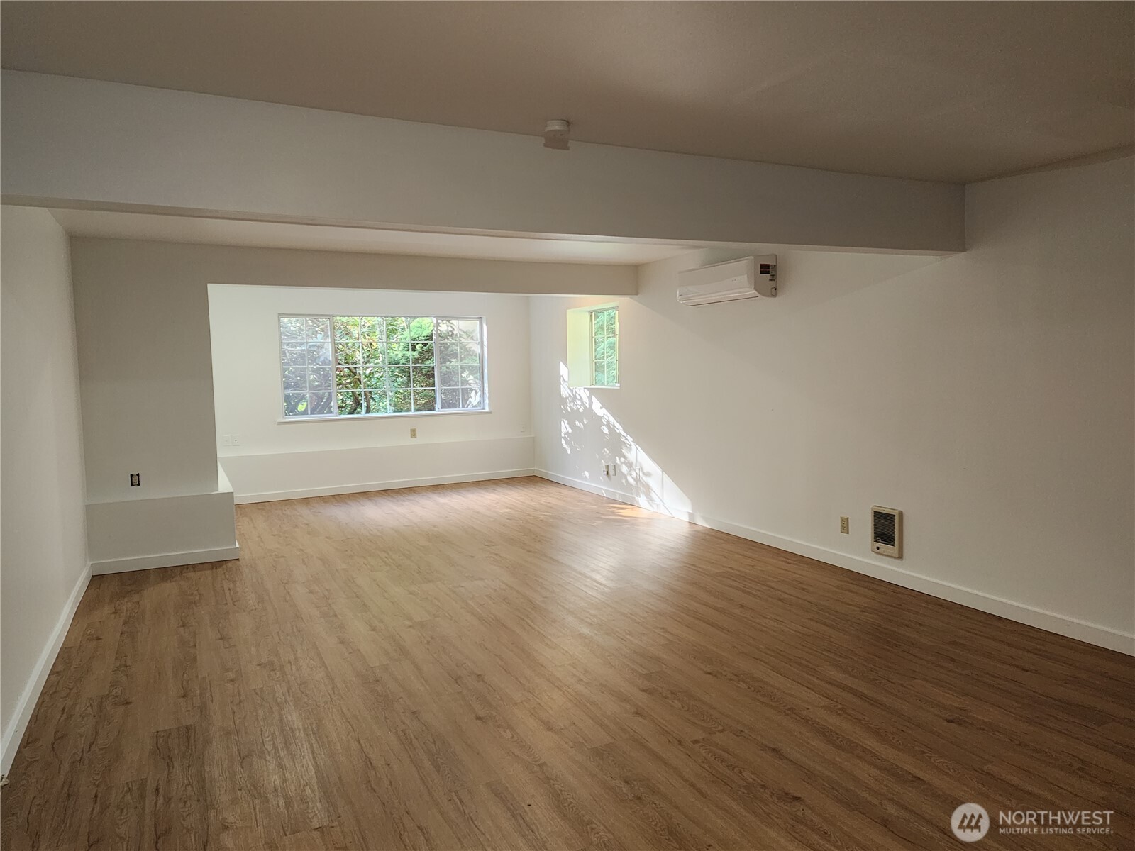 8542 Battle Point Drive Property Photo 12