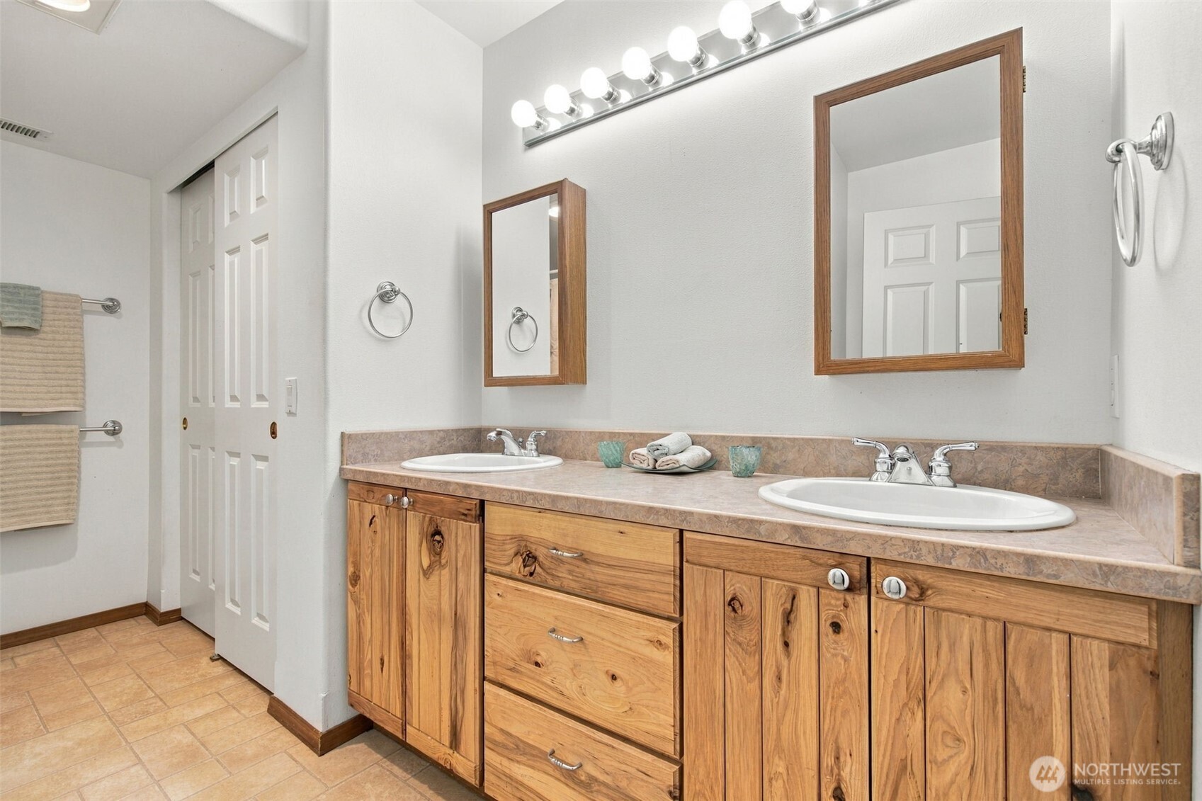 3546 Thorndyke Road Property Photo 26