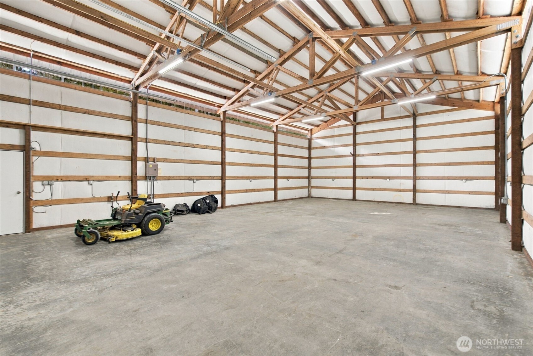 3546 Thorndyke Road Property Photo 28