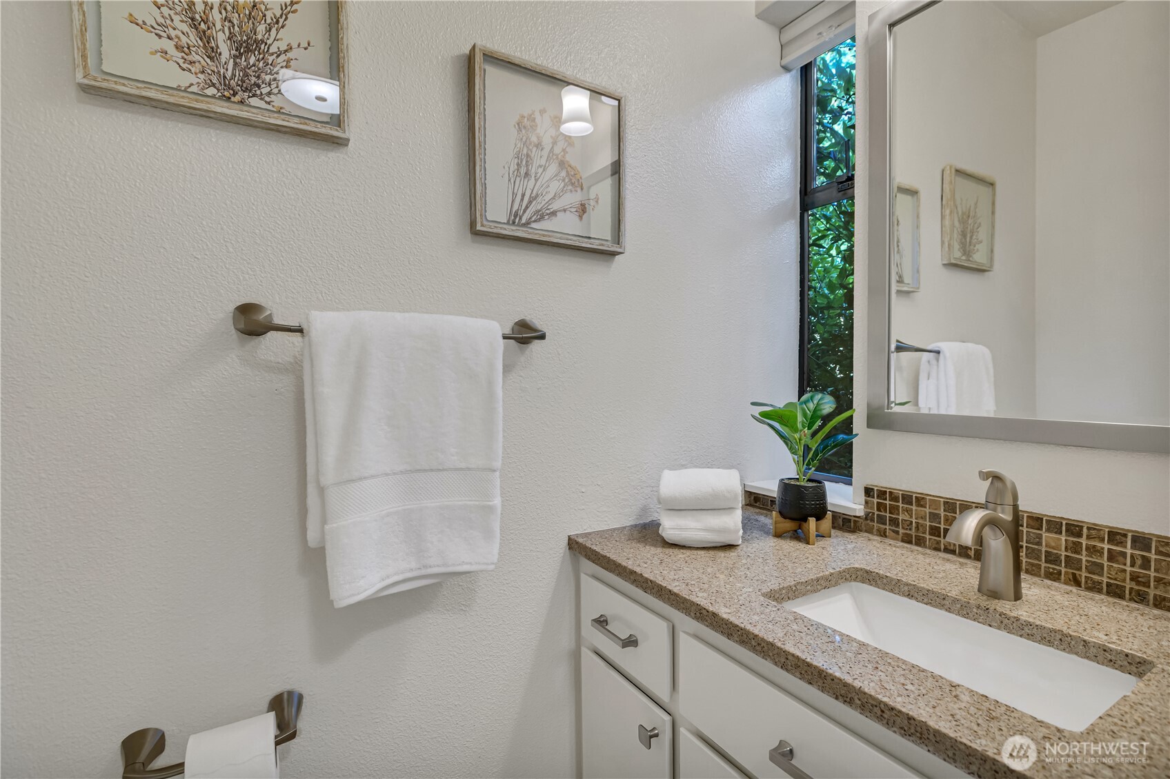 5004 63rd Avenue Property Photo 16
