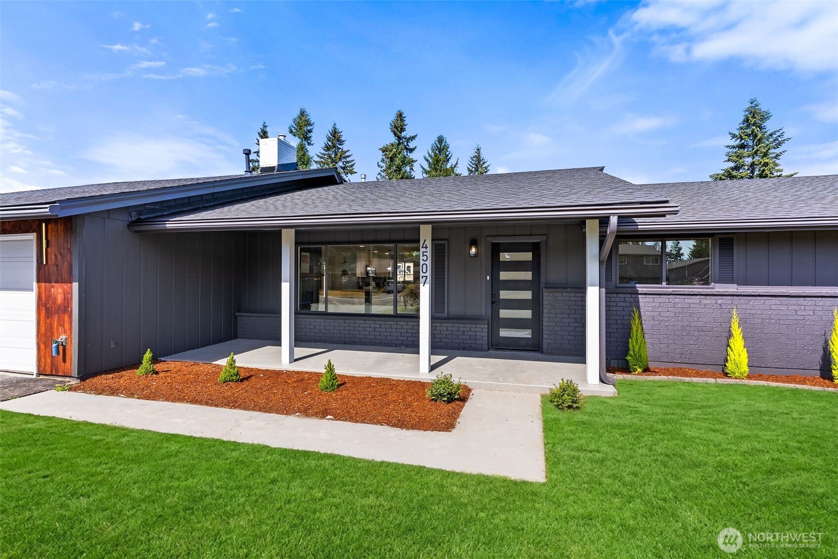 4507 130th Place Property Photo 6