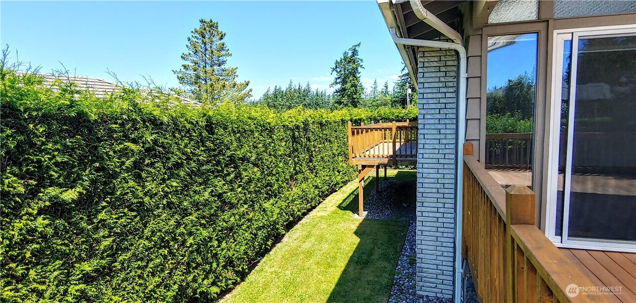 341 Mackenzie Drive Property Photo 6