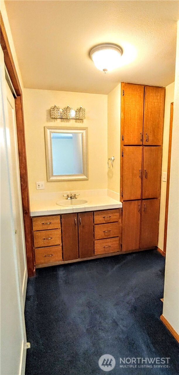 341 Mackenzie Drive Property Photo 11