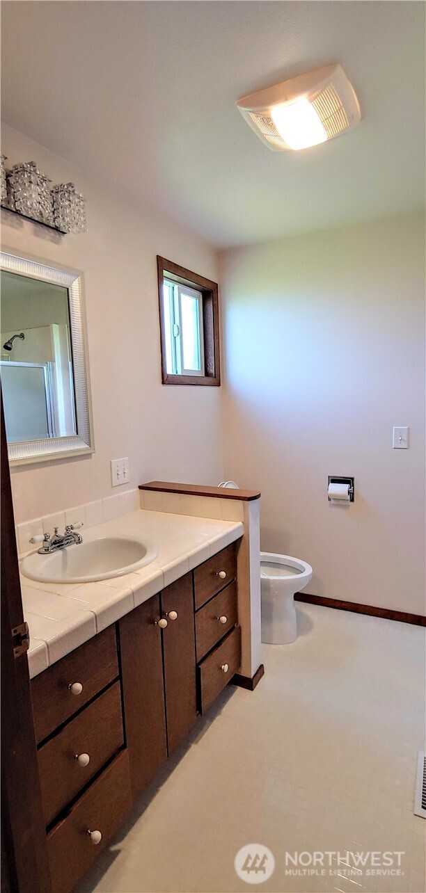341 Mackenzie Drive Property Photo 12
