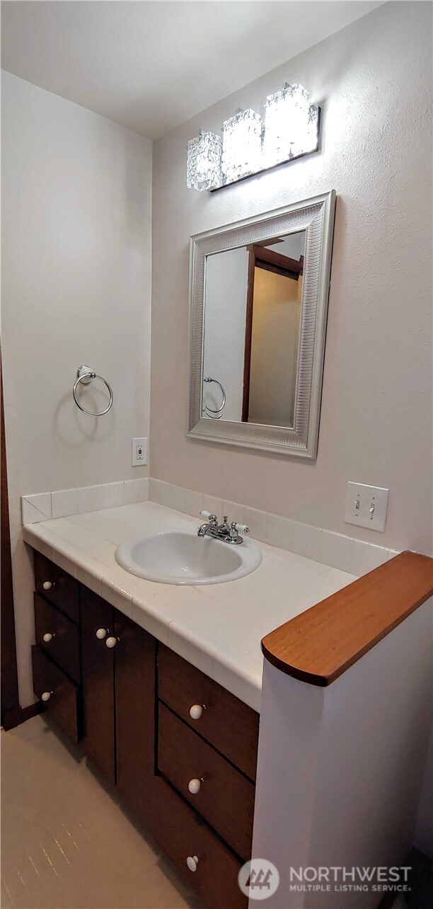 341 Mackenzie Drive Property Photo 13