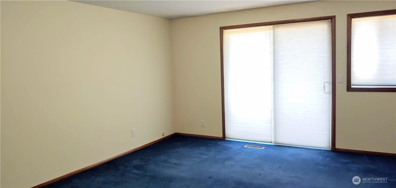 341 Mackenzie Drive Property Photo 14