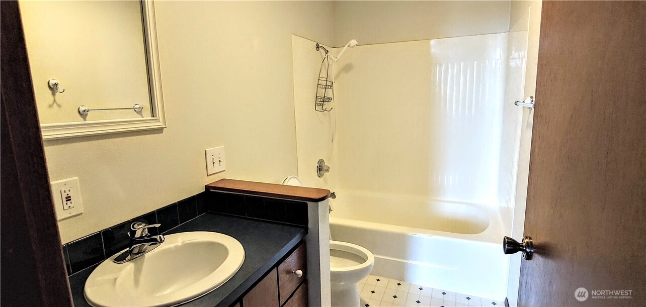 341 Mackenzie Drive Property Photo 17