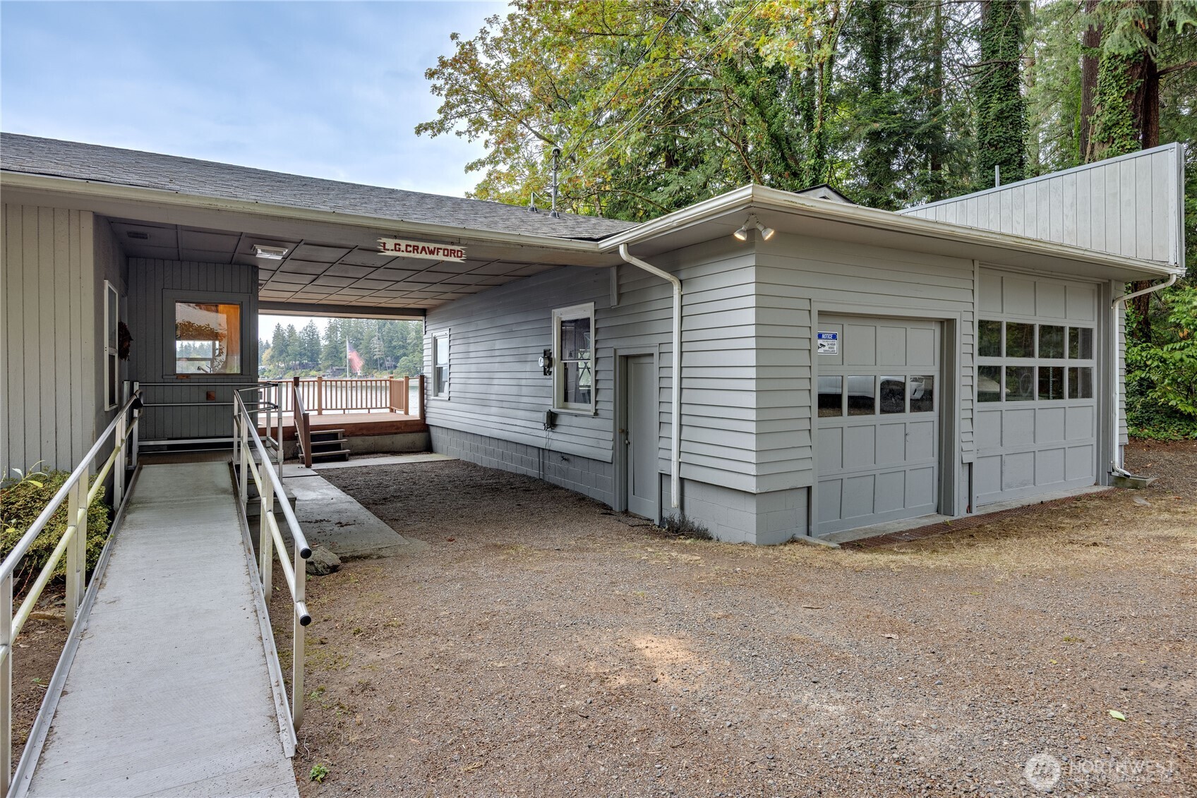 1536 Shorewood Drive Property Photo 3