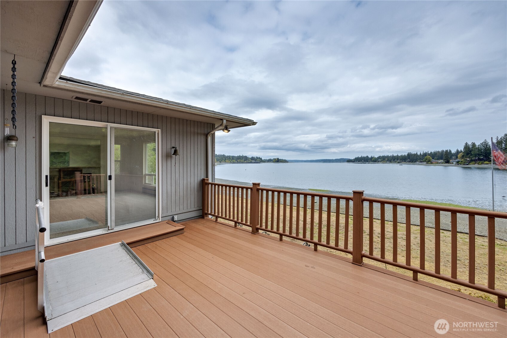 1536 Shorewood Drive Property Photo 8