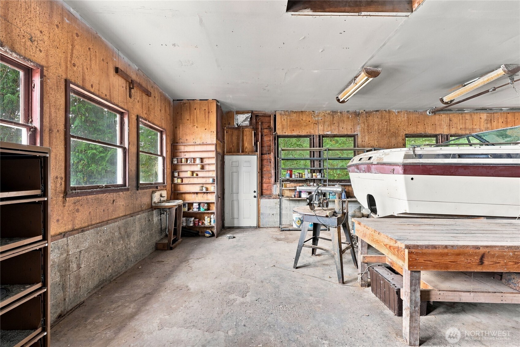 1536 Shorewood Drive Property Photo 17