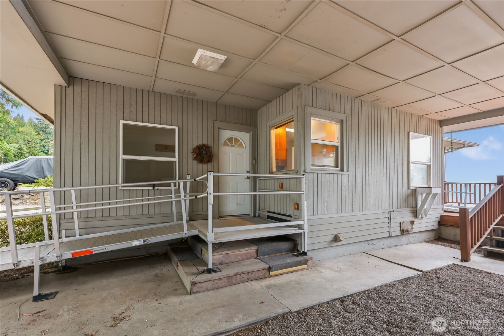 1536 Shorewood Drive Property Photo 18