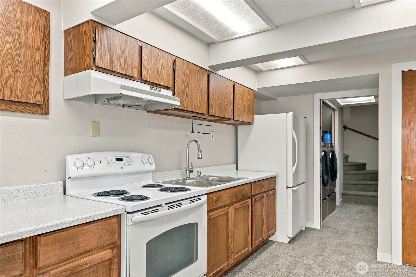 1536 Shorewood Drive Property Photo 30