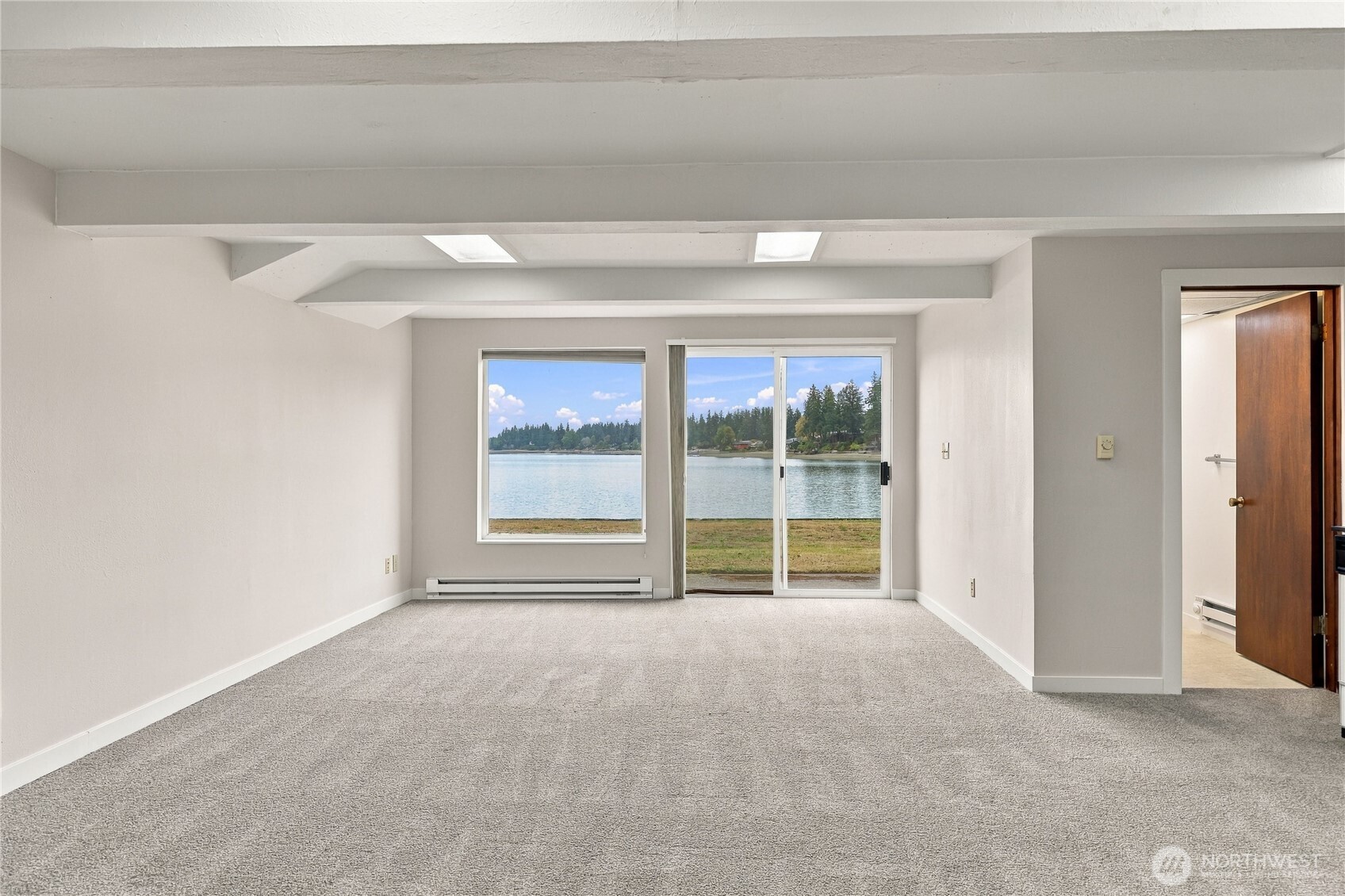1536 Shorewood Drive Property Photo 32