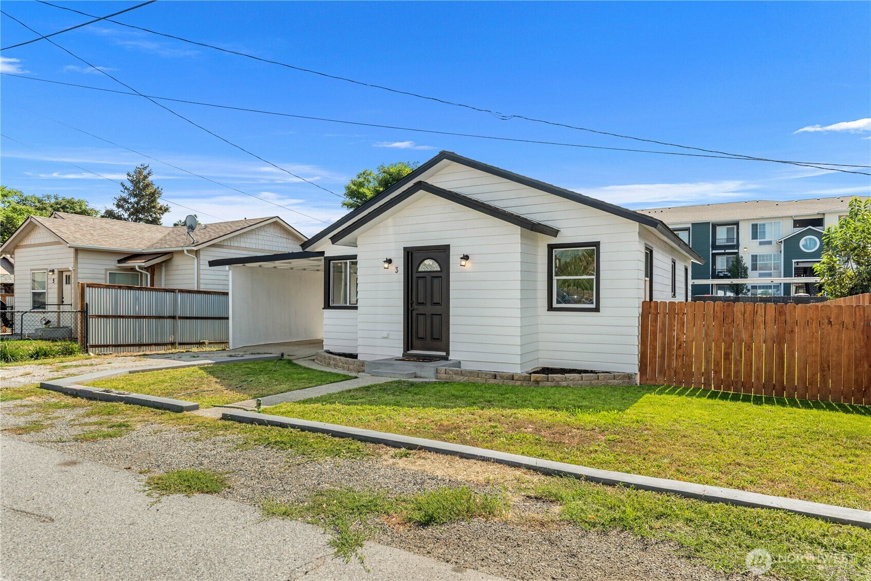 3 Island View Street Property Photo 3