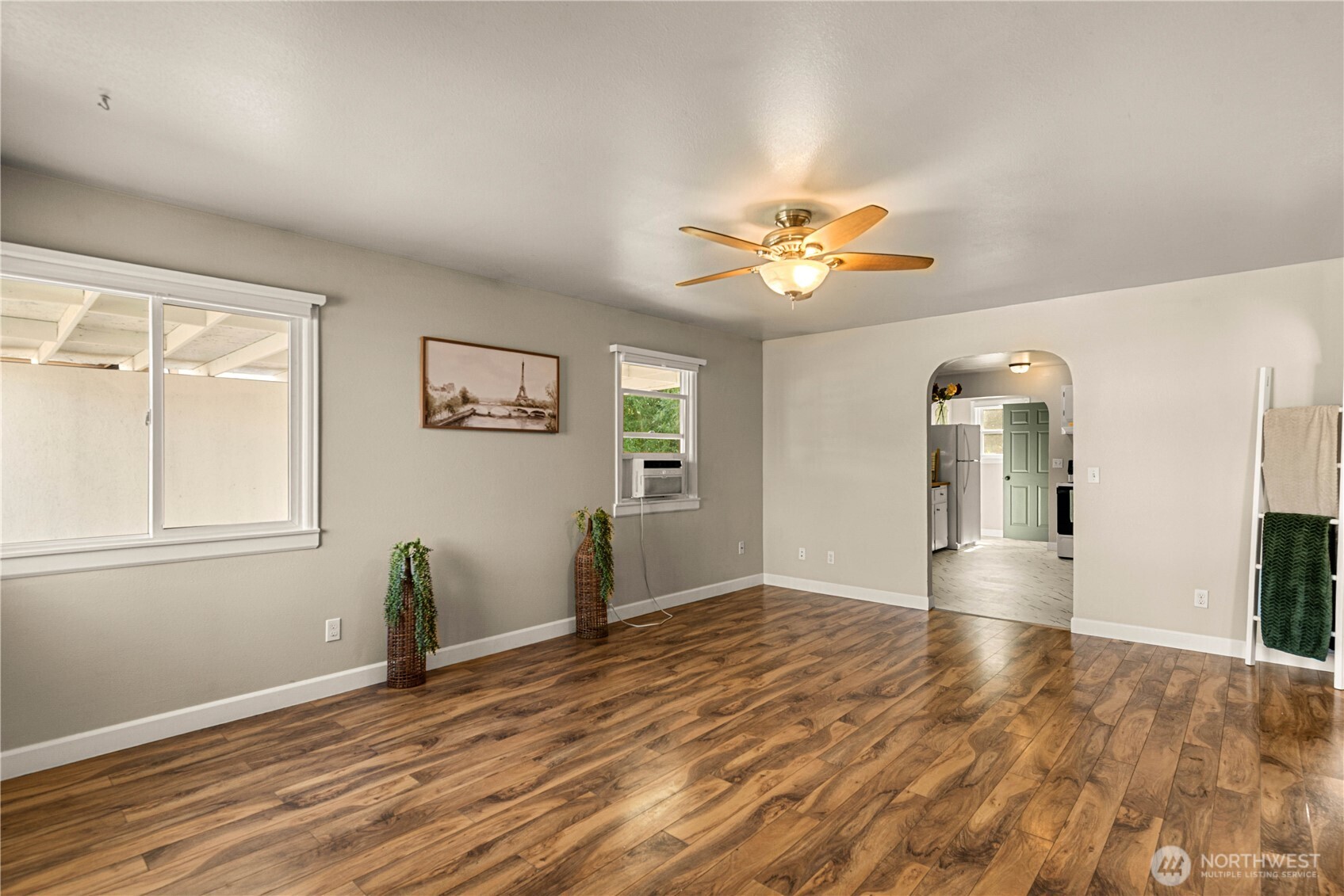 3 Island View Street Property Photo 8