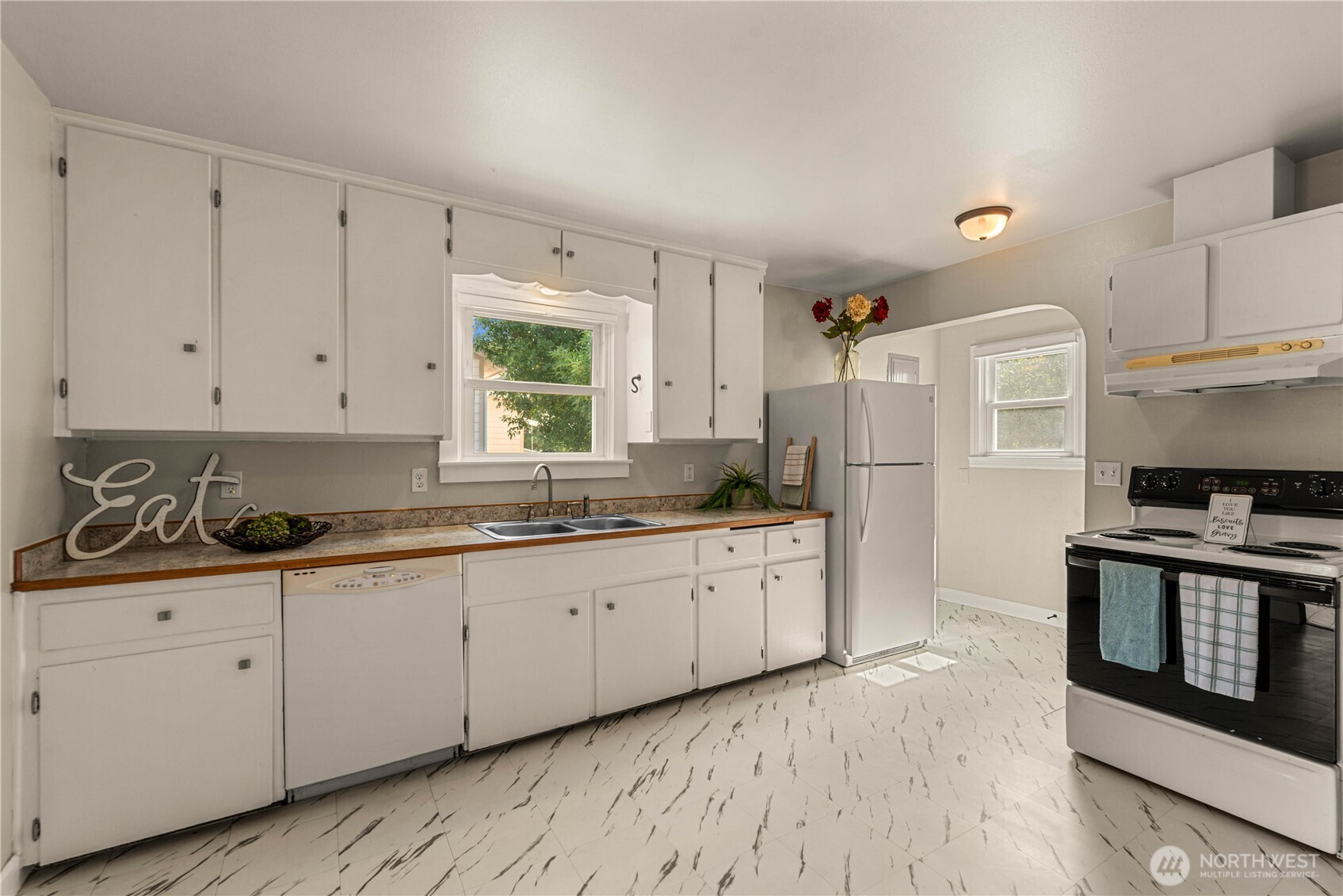 3 Island View Street Property Photo 16