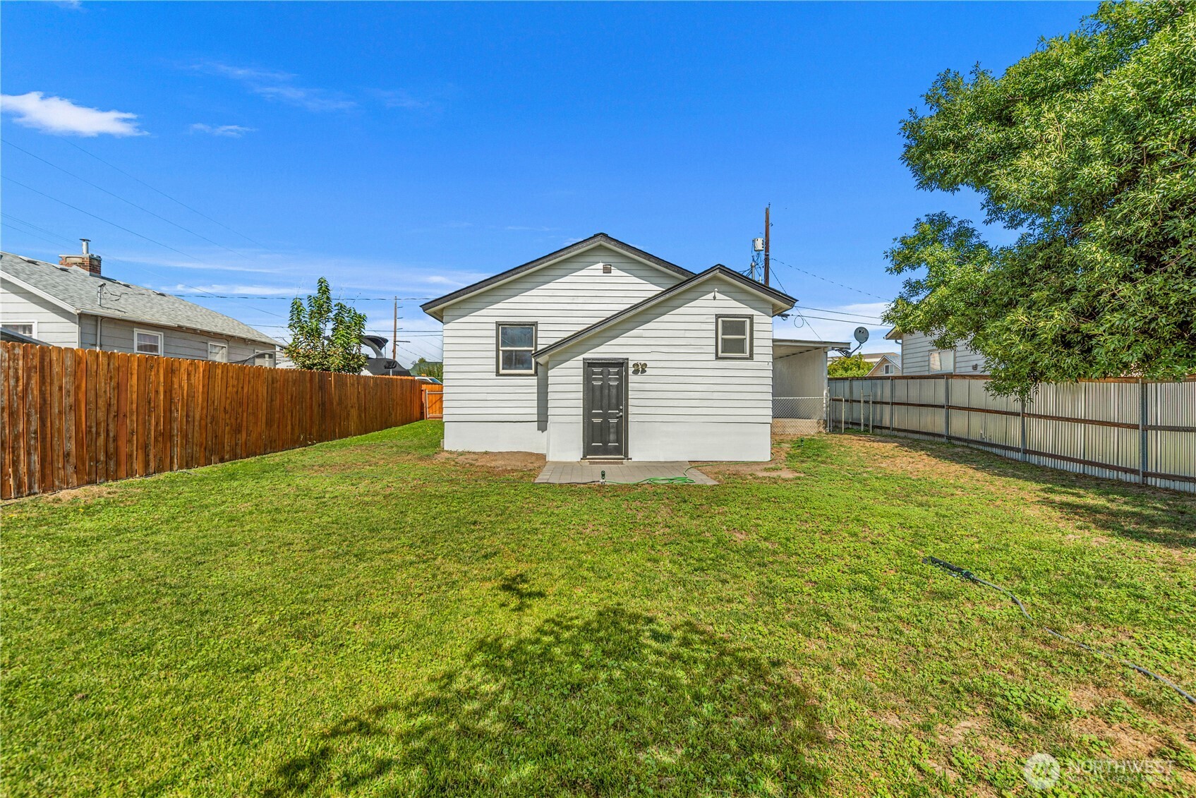 3 Island View Street Property Photo 34