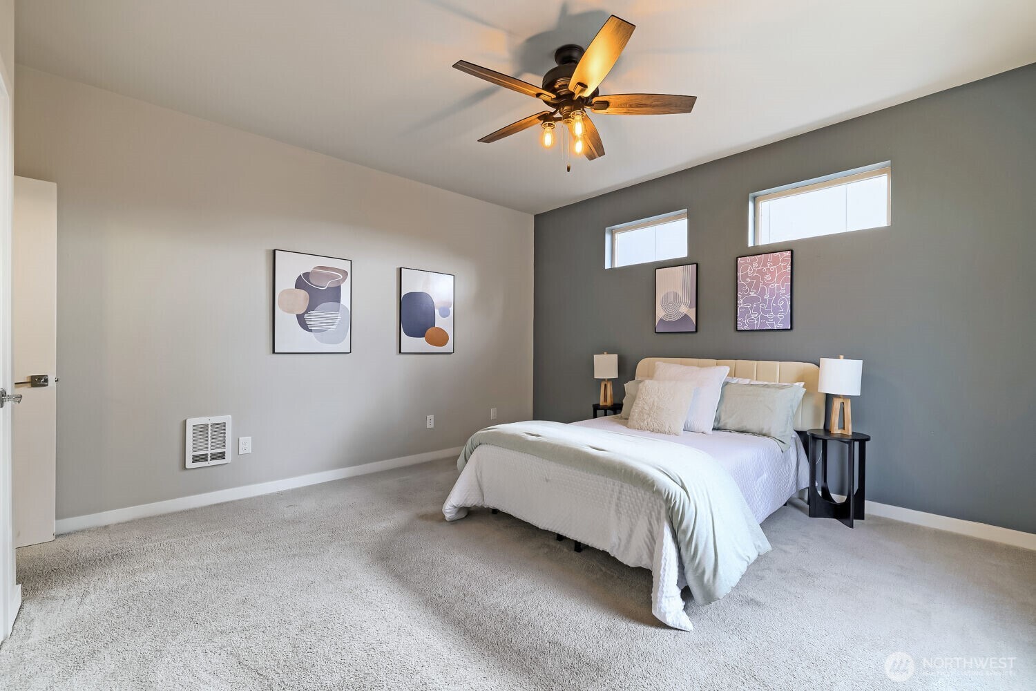 16310 1st Avenue Property Photo 16