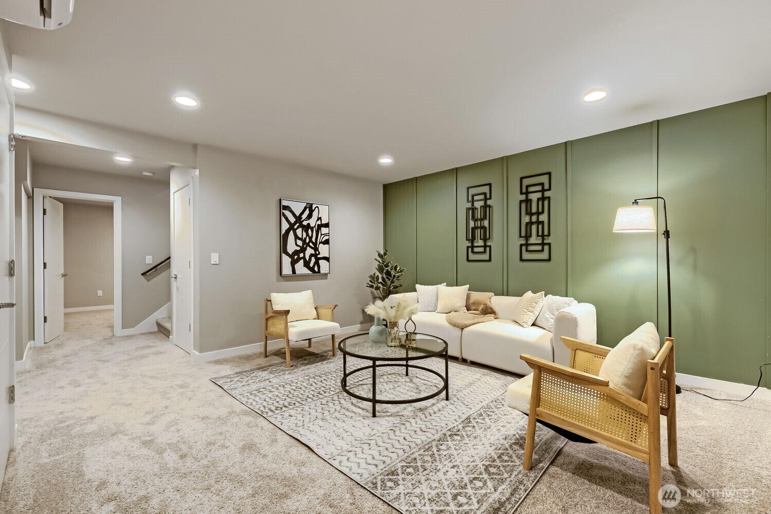 16310 1st Avenue Property Photo 19