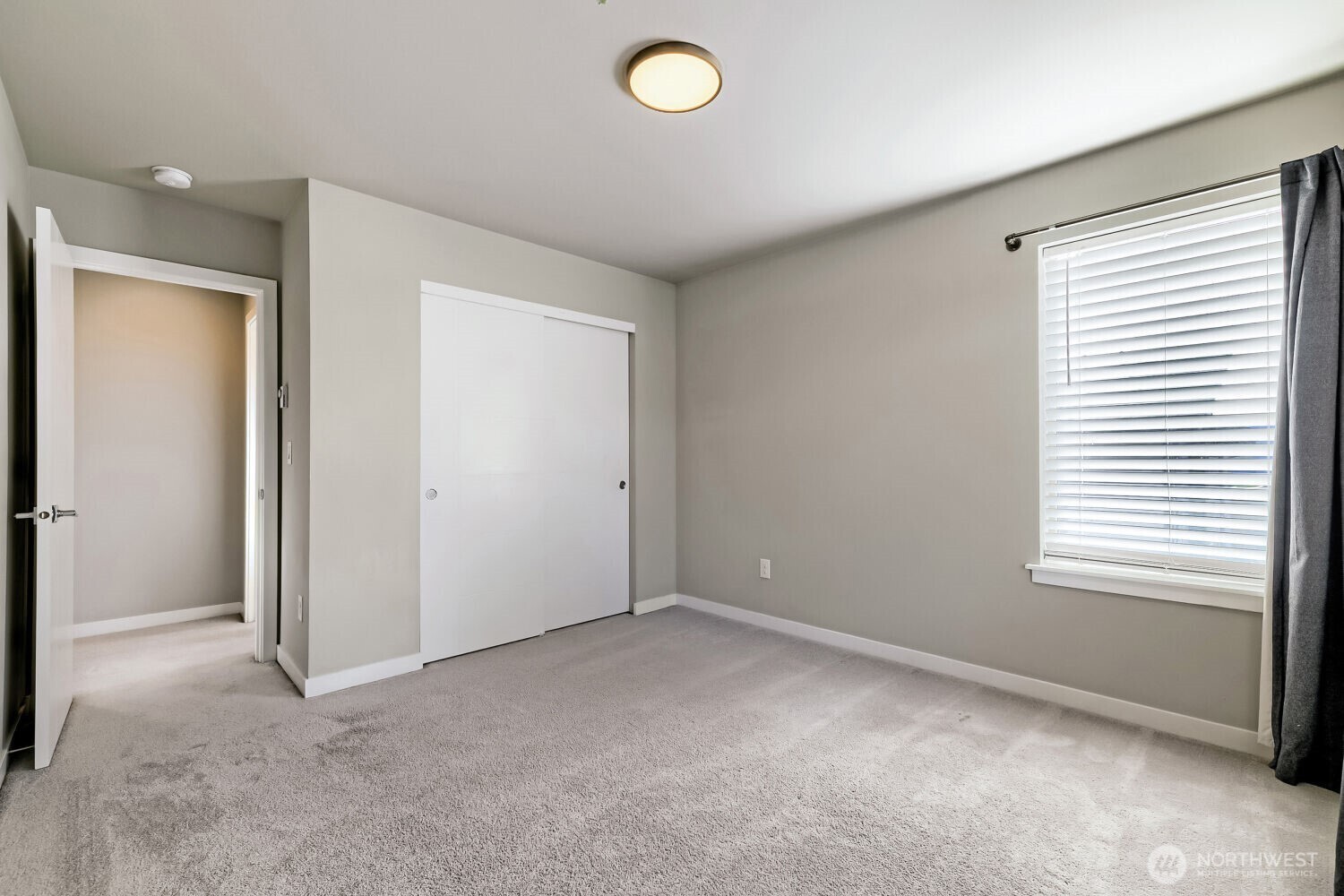 16310 1st Avenue Property Photo 29