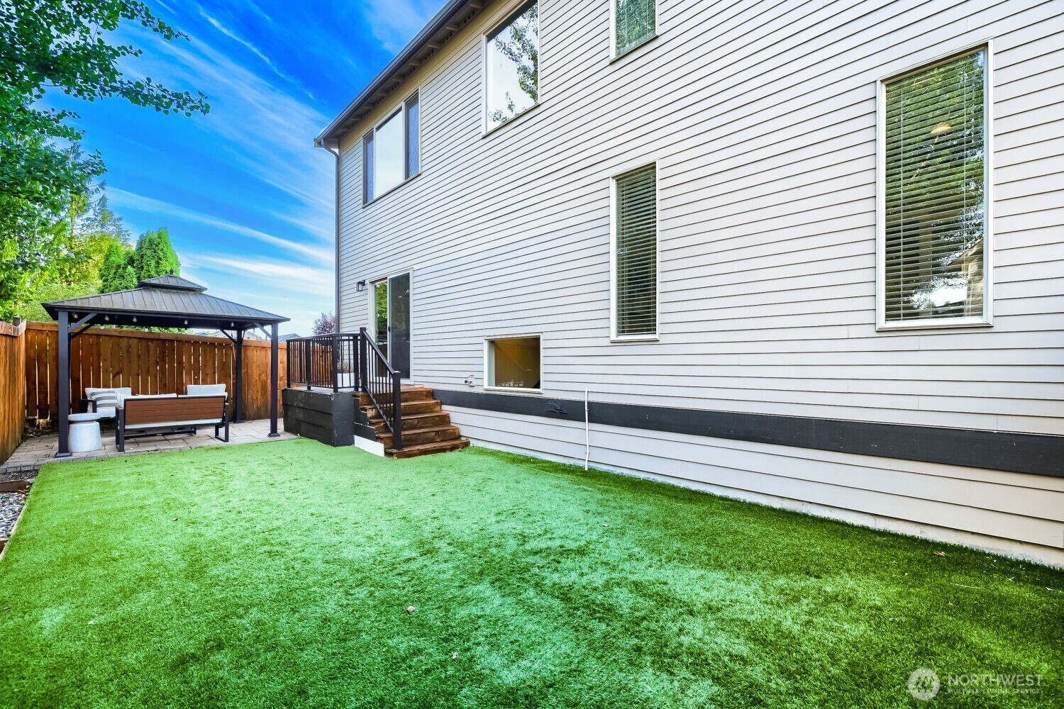 16310 1st Avenue Property Photo 33