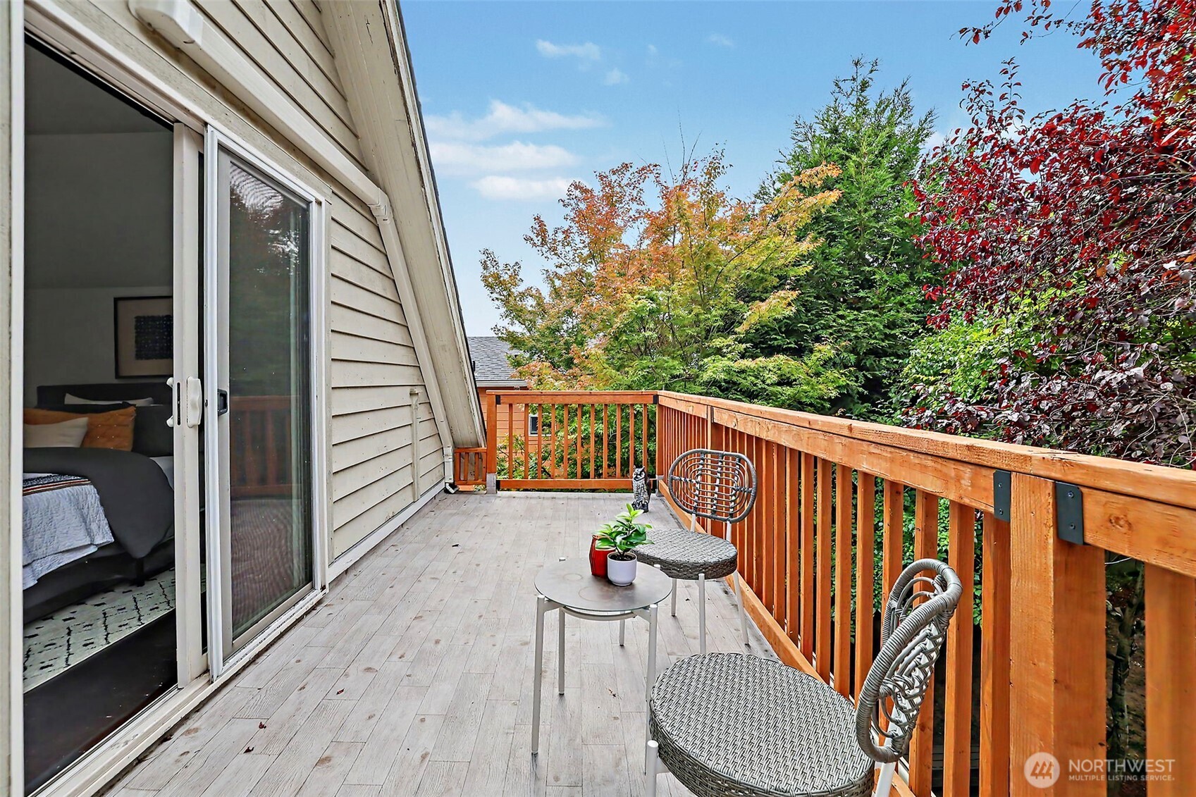 949 25th Avenue Property Photo 18