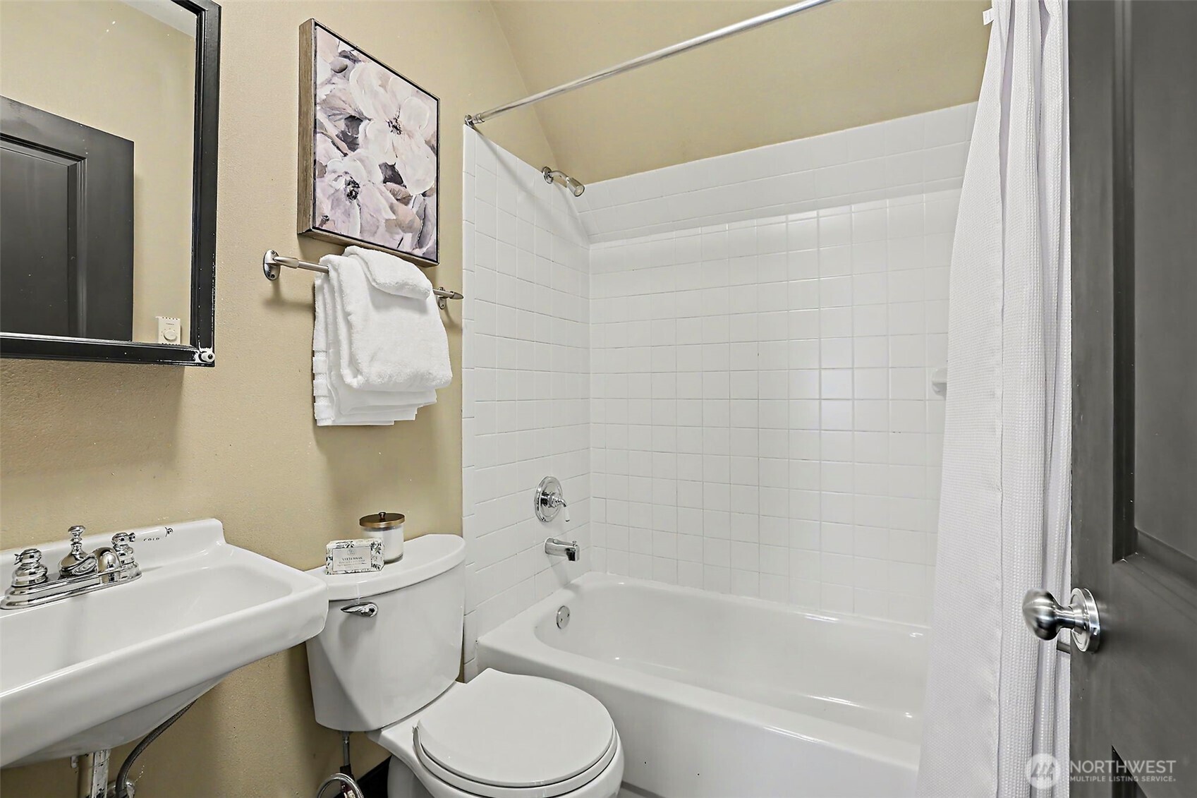 949 25th Avenue Property Photo 21