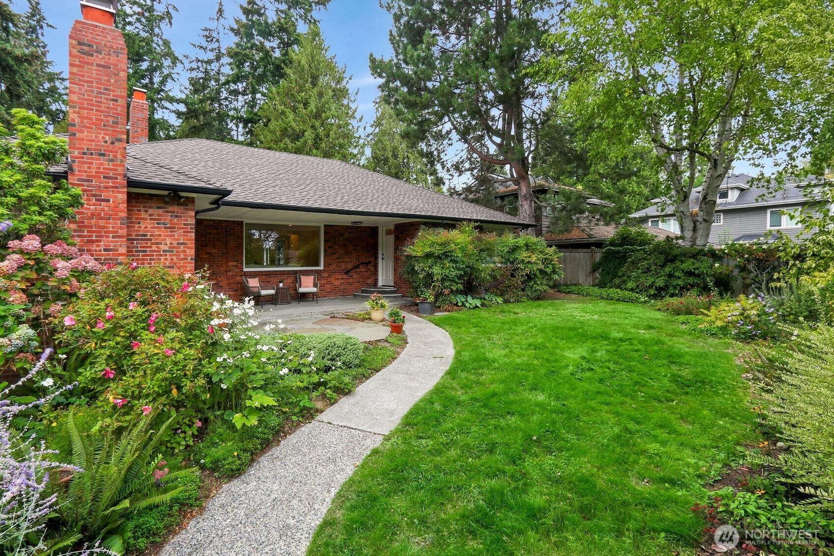 10527 23rd Avenue Property Photo 1
