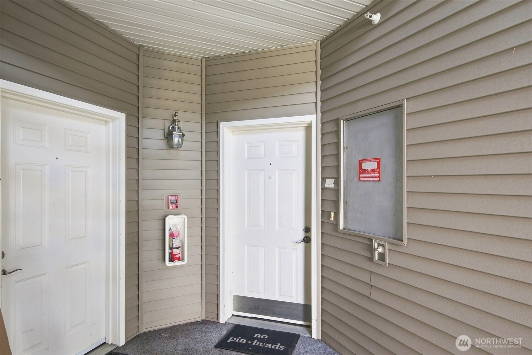 10025 9th Avenue D102 Property Photo 3