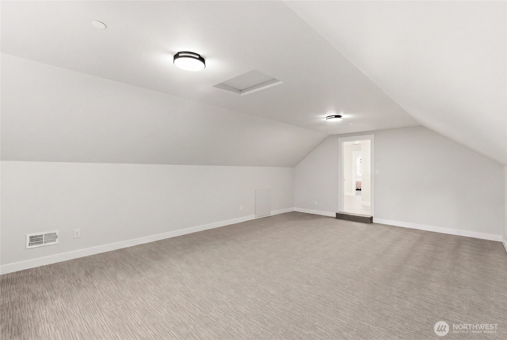 5070 Se Mullenix Road Property Photo 35