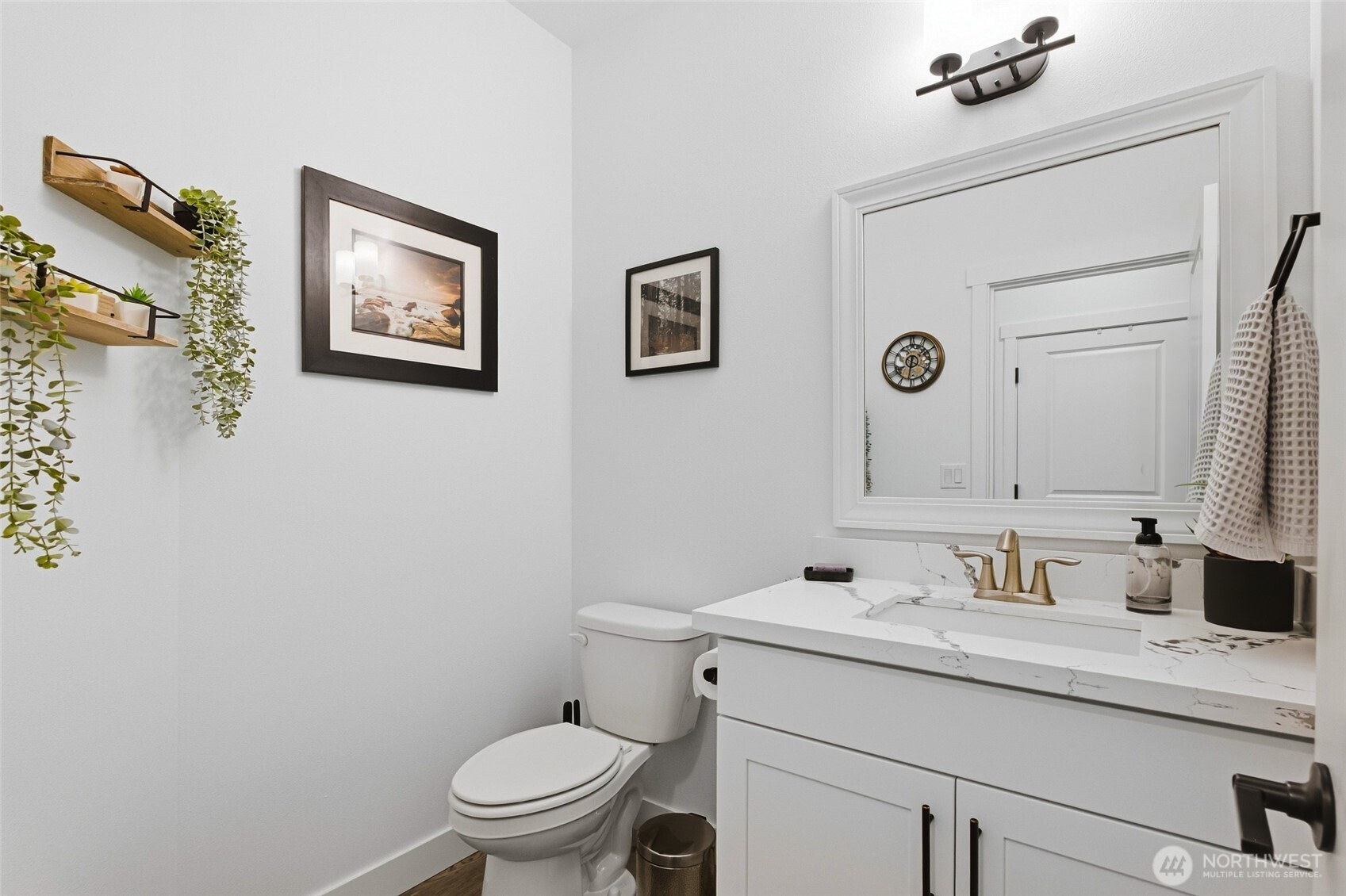 8593 Kimmie Loop Property Photo 7