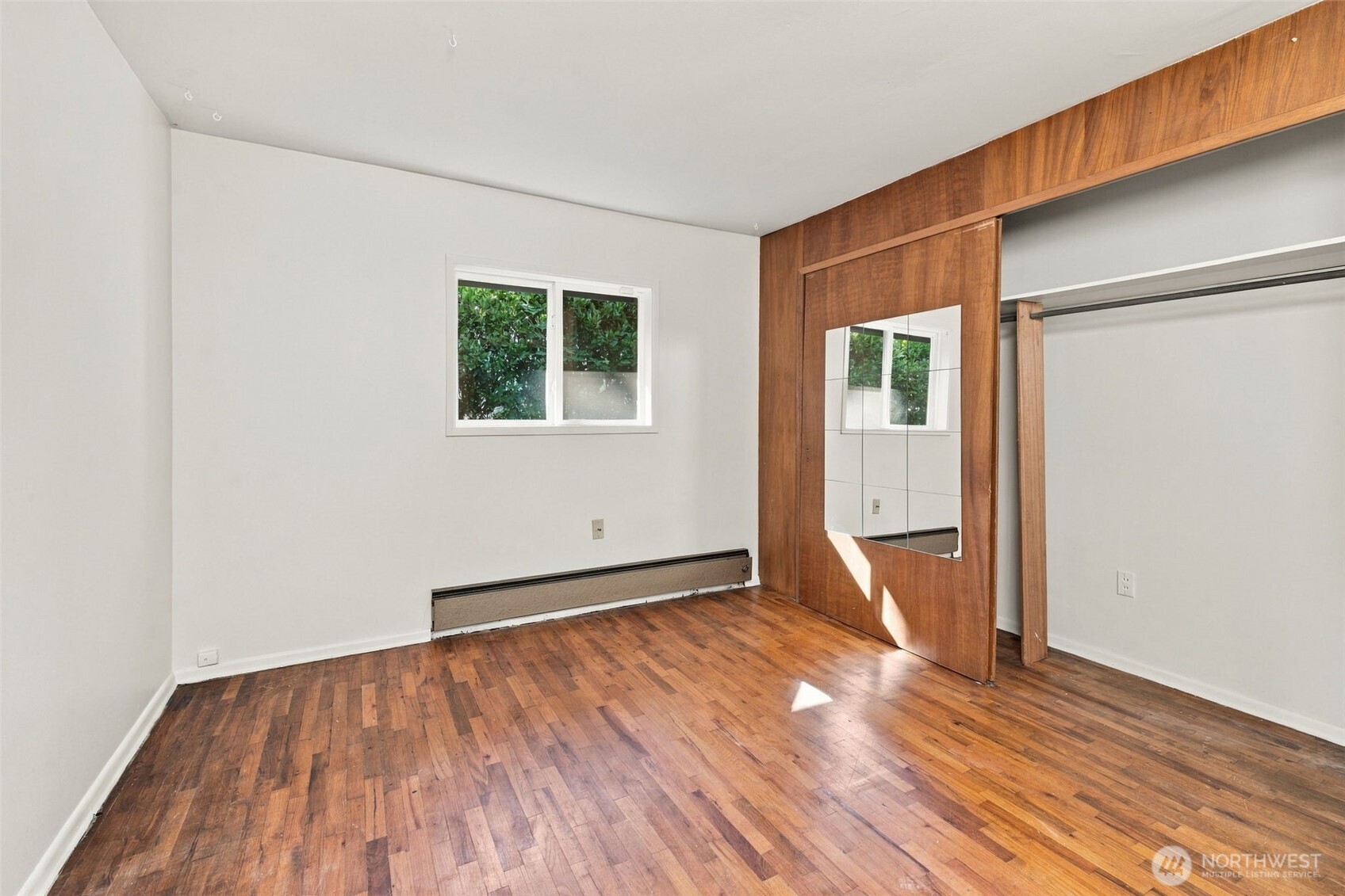 9555 College Way Property Photo 14