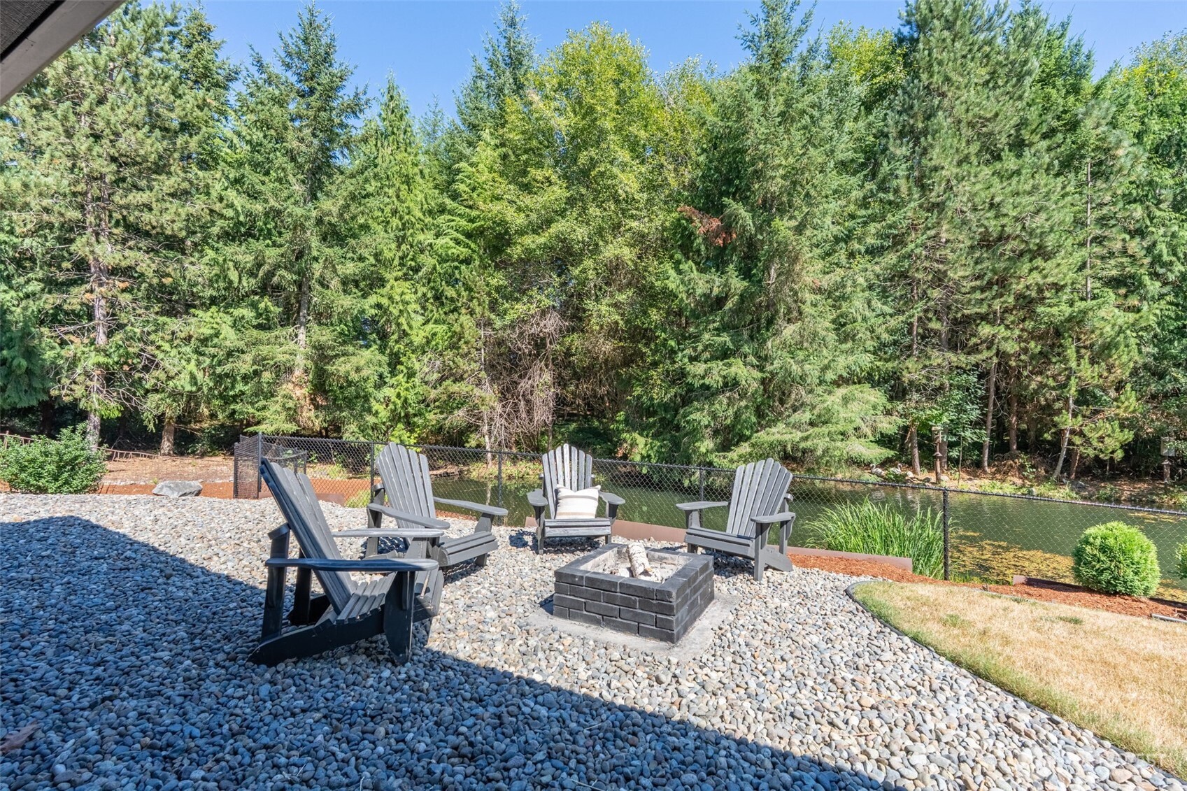 154 Devereese Road Property Photo 9