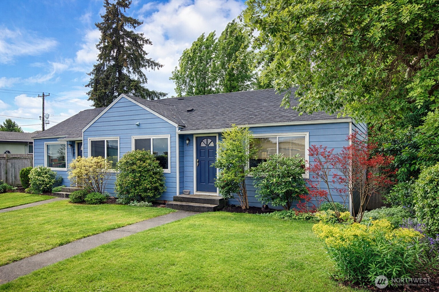 2517 2519 E Pike St Property Photo 13