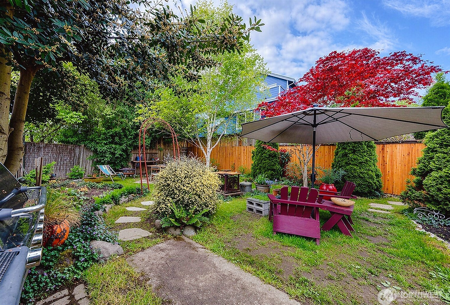2517 2519 E Pike St Property Photo 14