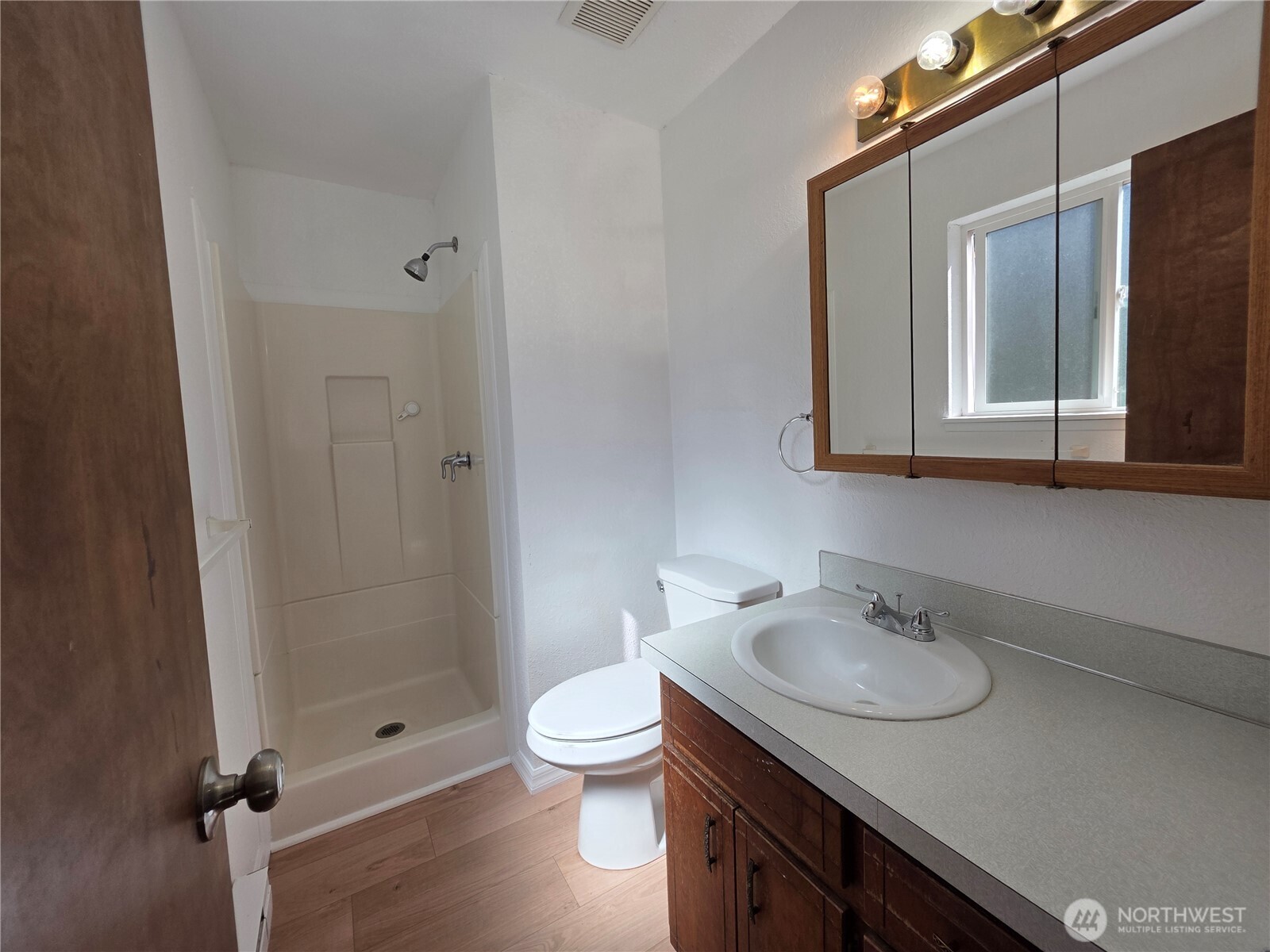 2407 106th Avenue Property Photo 12