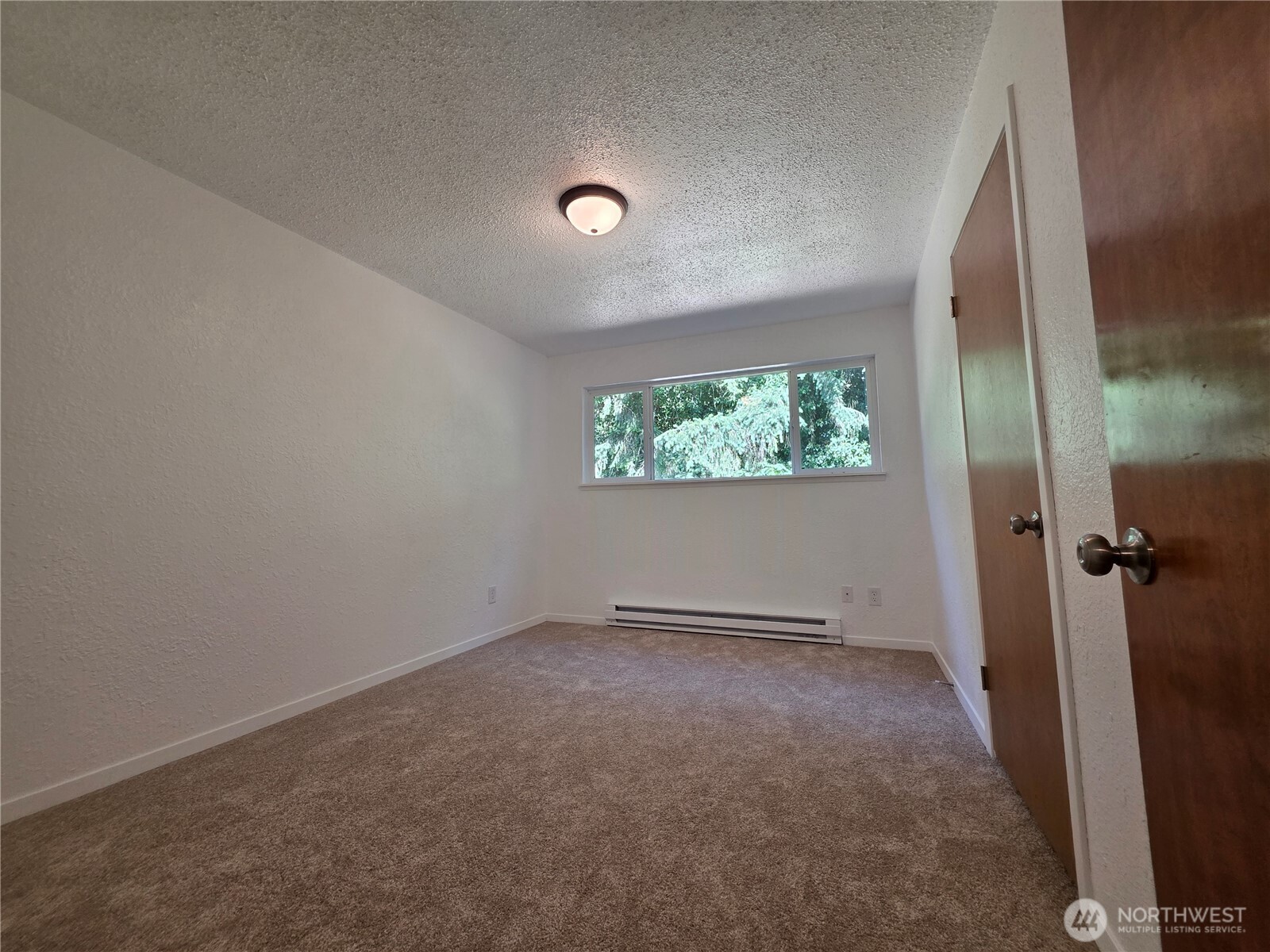 2407 106th Avenue Property Photo 14