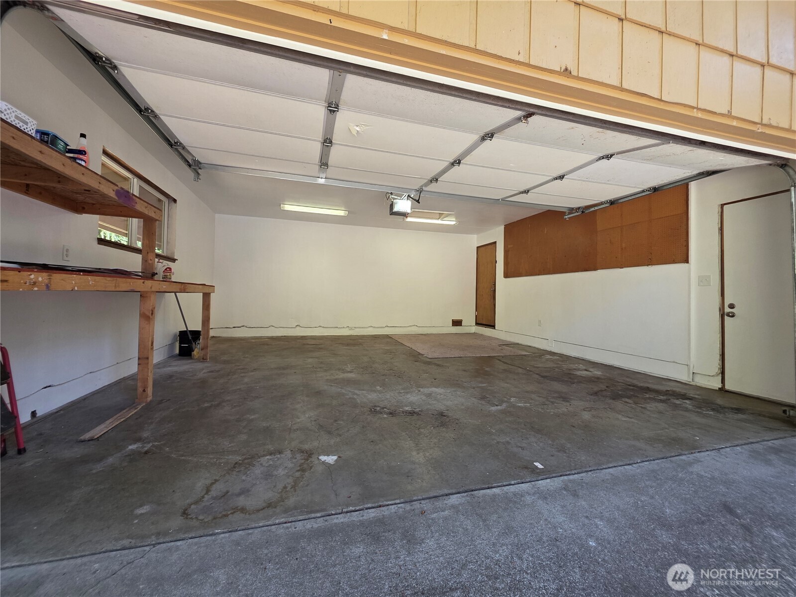 2407 106th Avenue Property Photo 23