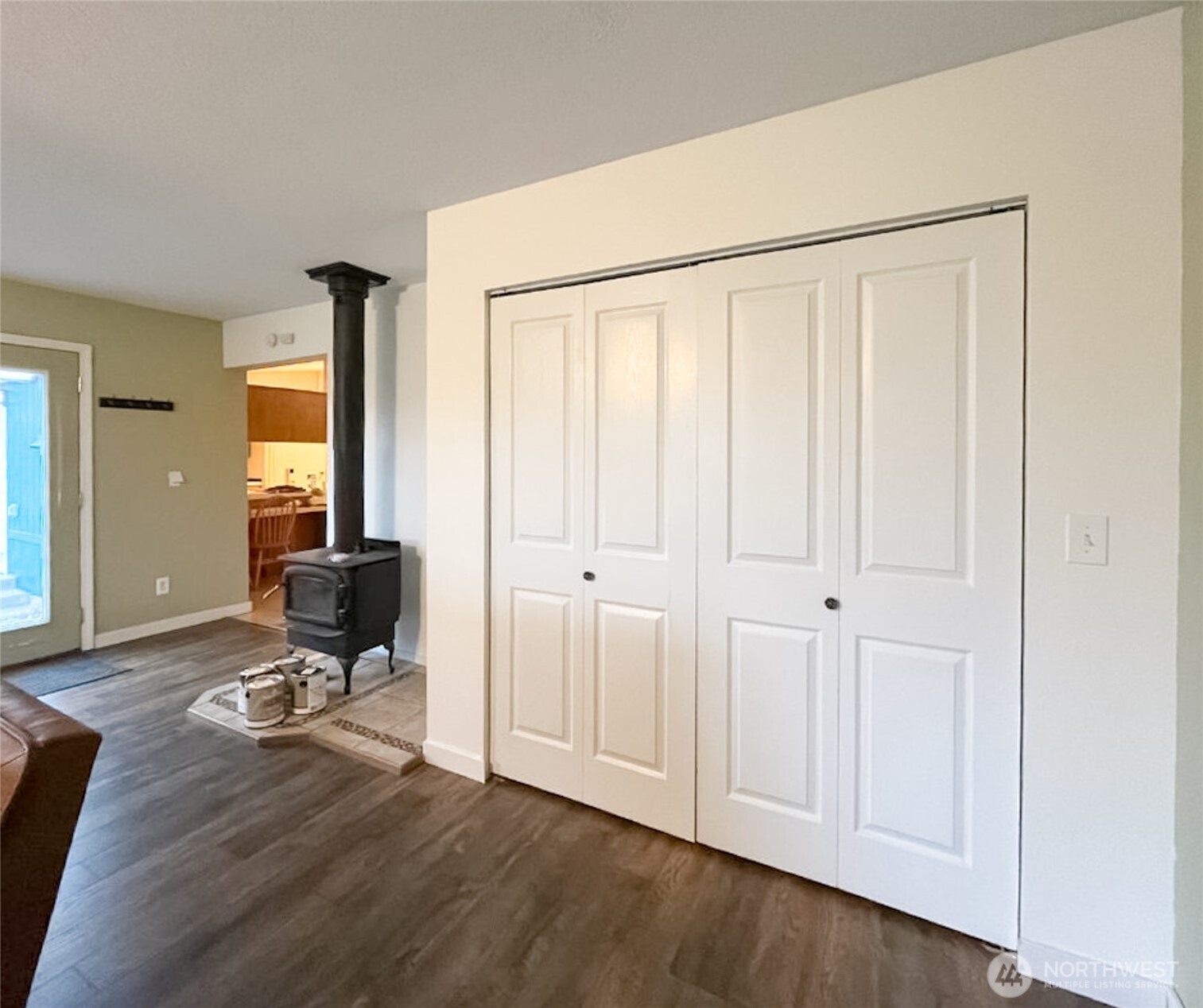 1015 W Whitman Drive Property Photo 19