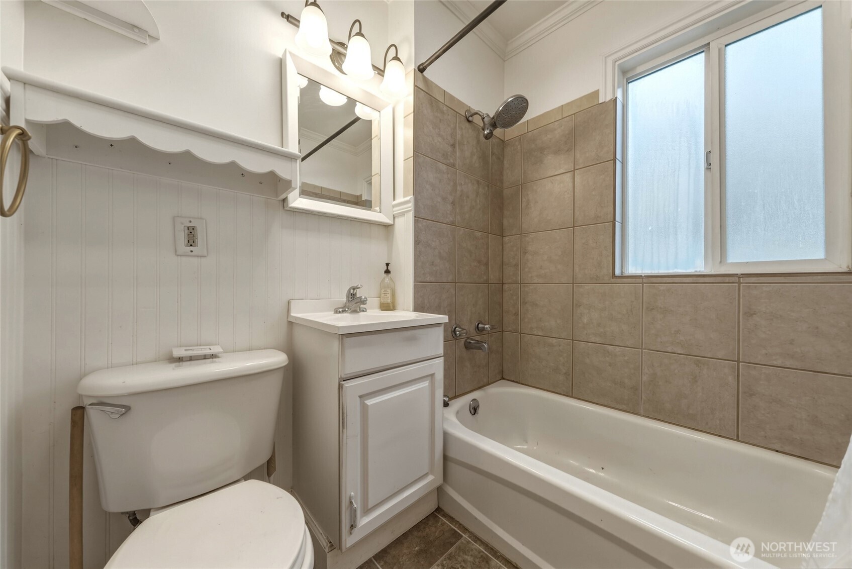 353 S 4th Avenue Property Photo 17