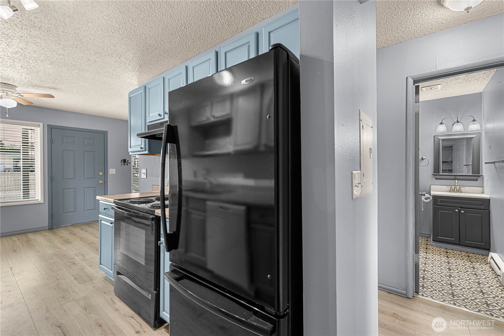10 S Cove Avenue 29 Property Photo 8