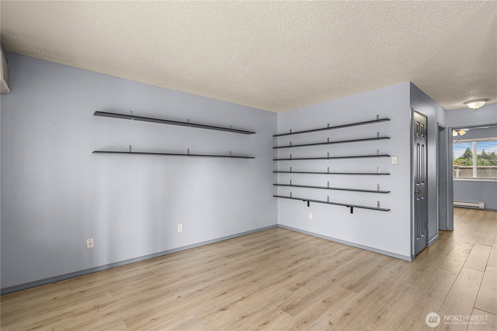 10 S Cove Avenue 29 Property Photo 9