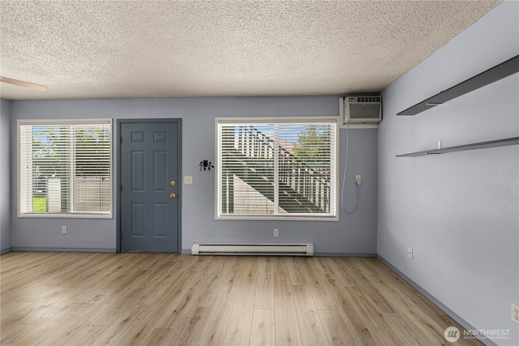 10 S Cove Avenue 29 Property Photo 11