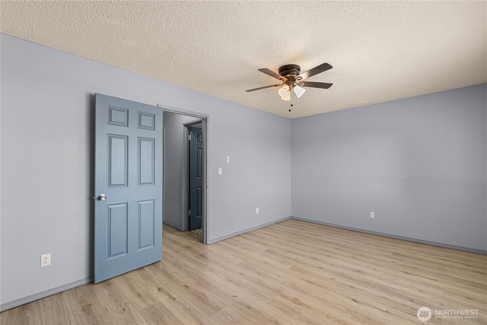 10 S Cove Avenue 29 Property Photo 15