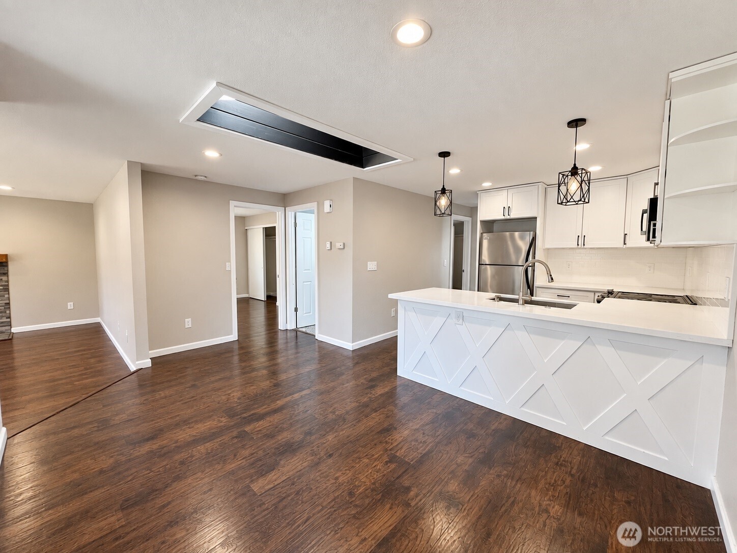 14213 Admiralty Way Property Photo 20