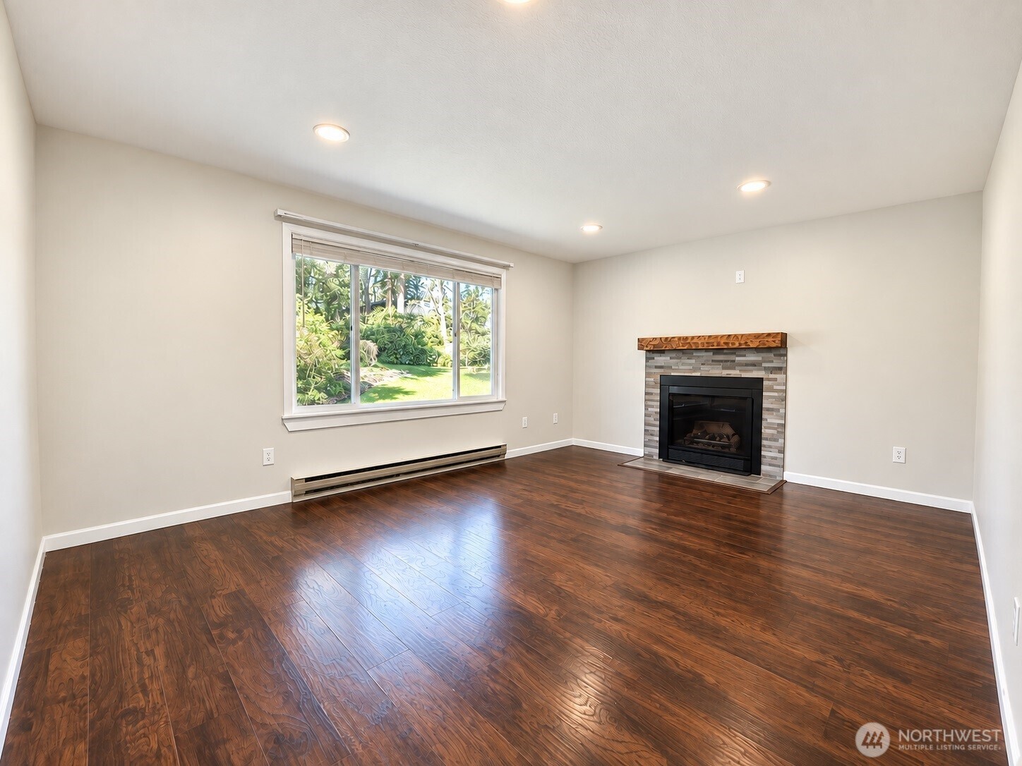 14213 Admiralty Way Property Photo 21
