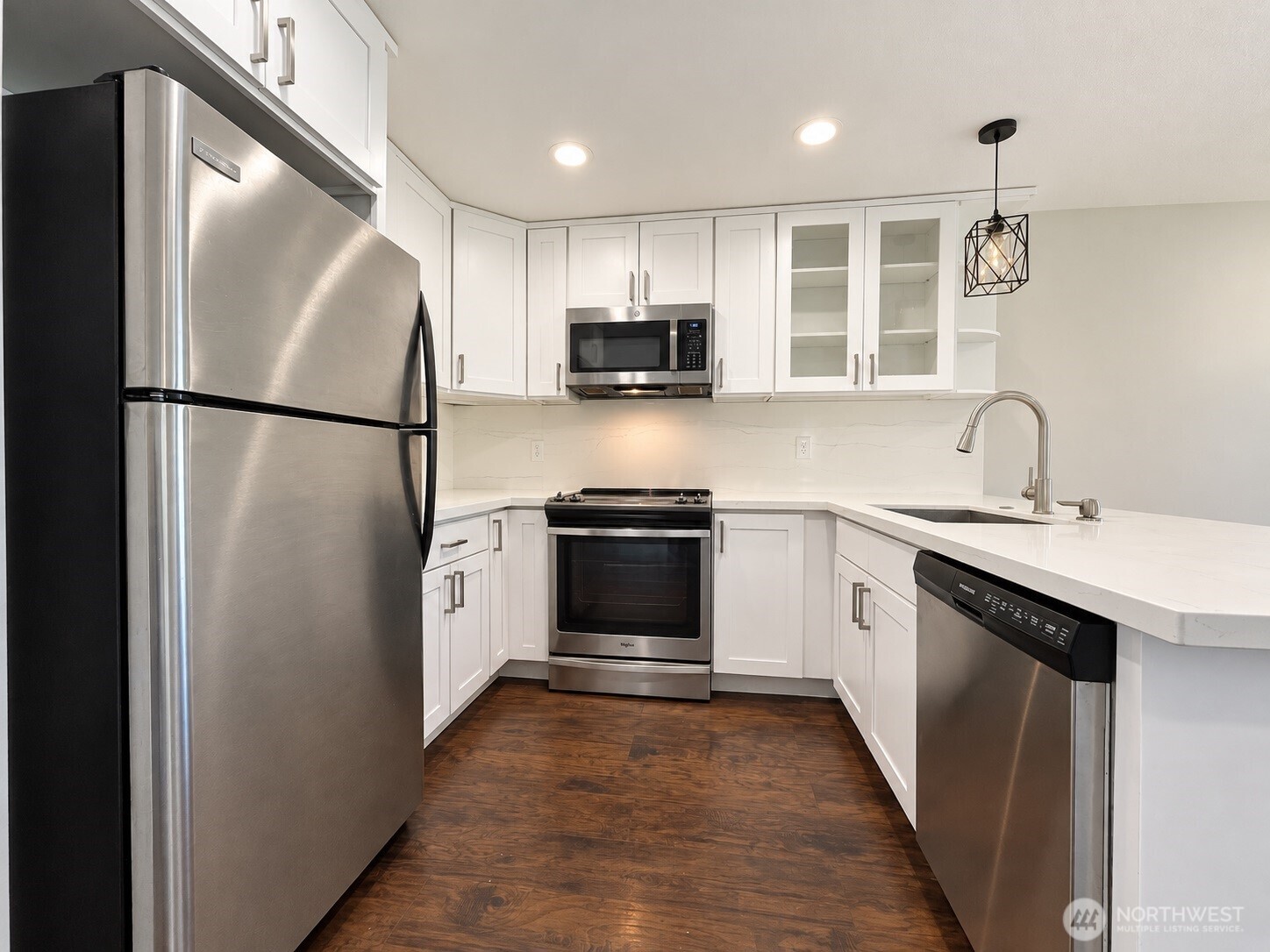 14213 Admiralty Way Property Photo 24