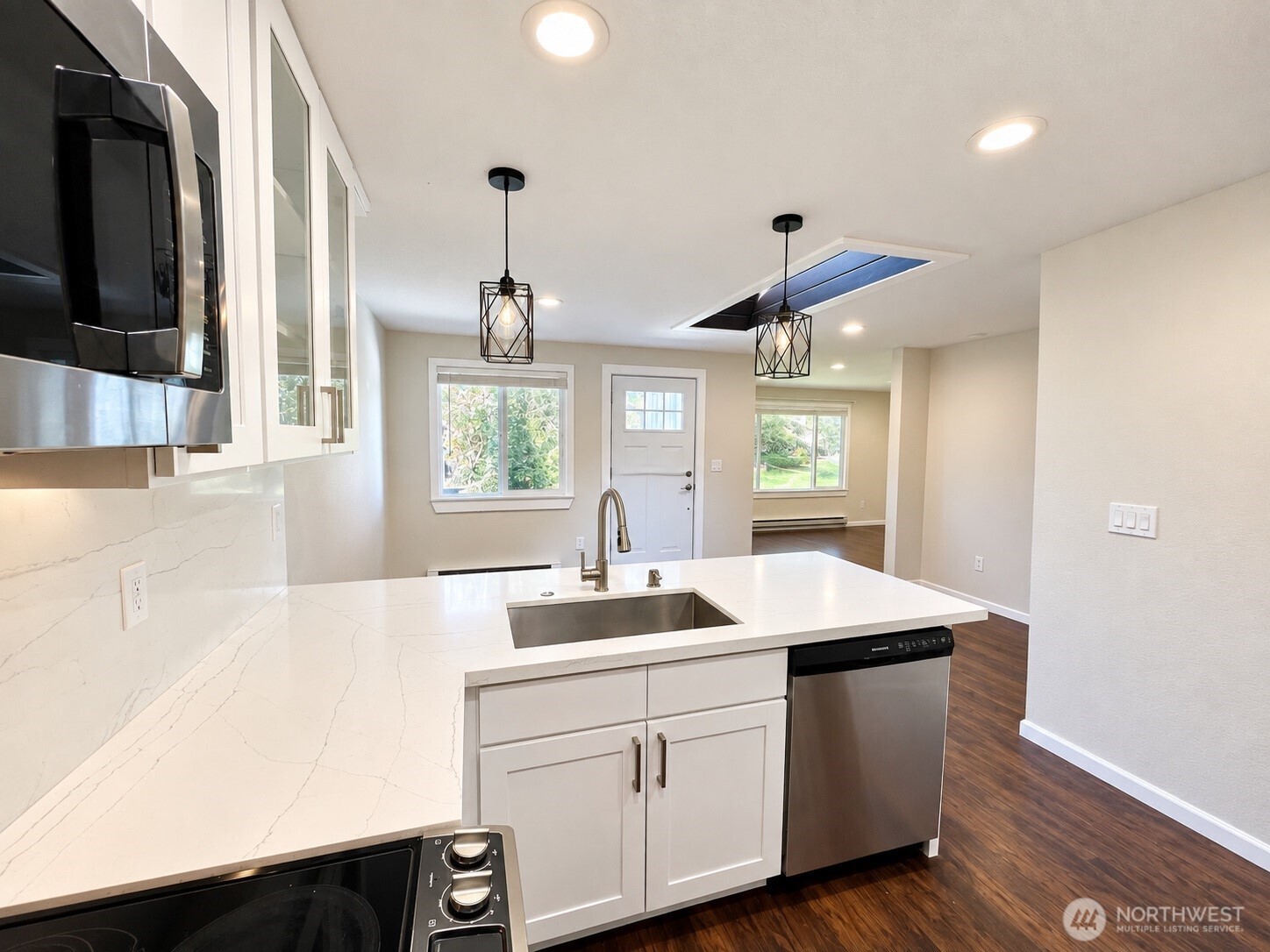 14213 Admiralty Way Property Photo 25